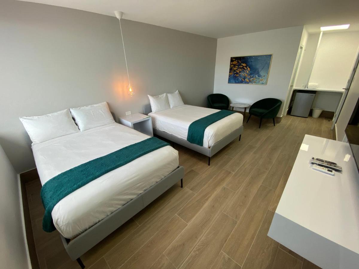 Hotel Marina De Salinas Extérieur photo